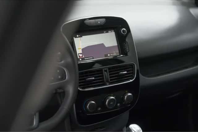 Renault Clio (2019) thumbnail 40