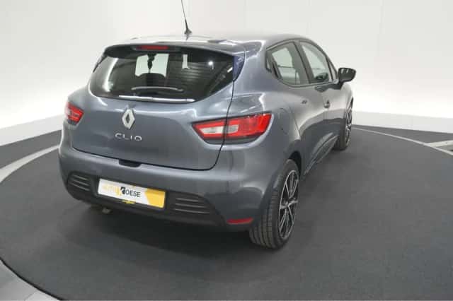 Renault Clio (2019) thumbnail 42