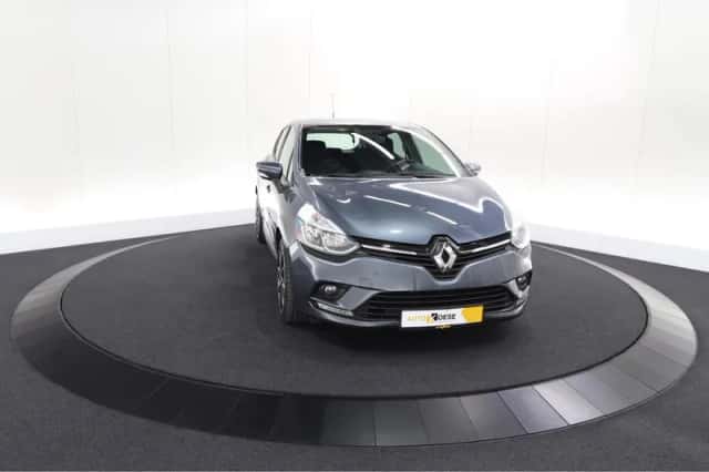Renault Clio (2019) thumbnail 53