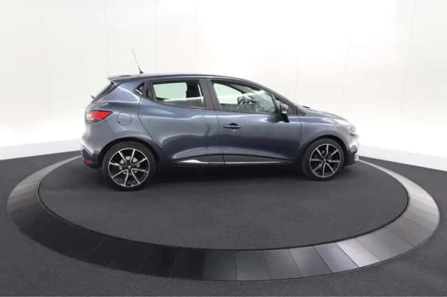 Renault Clio (2019) thumbnail 8