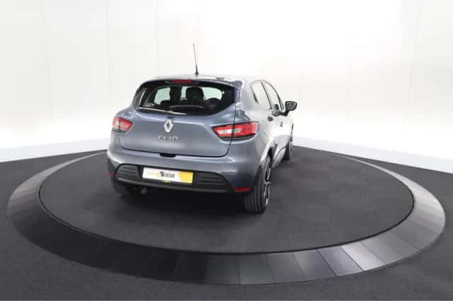 Renault Clio (2019) thumbnail 9