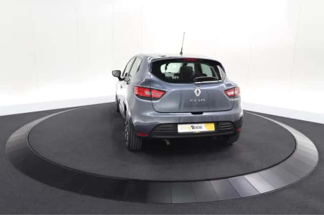 Renault Clio (2019) thumbnail 10
