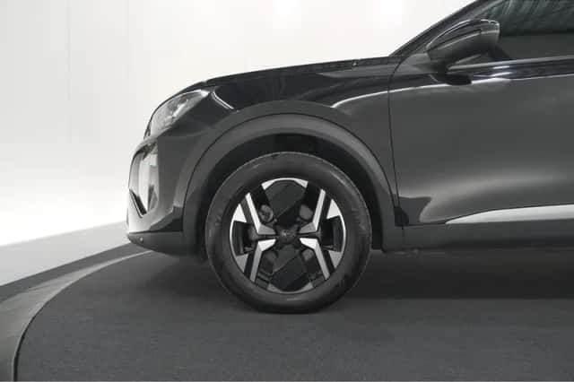 Peugeot 2008 (2025) thumbnail 17