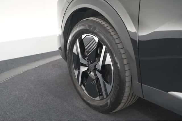Peugeot 2008 (2025) thumbnail 18