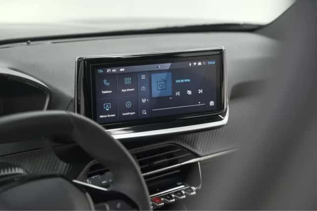 Peugeot 2008 (2025) thumbnail 40