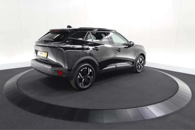 Peugeot 2008 (2025) thumbnail 5