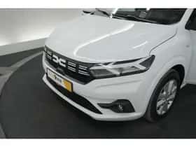 Dacia Sandero (2024) thumbnail 2