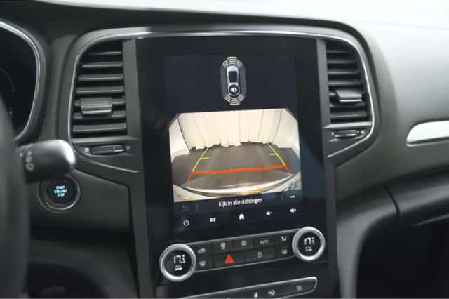 Renault Mégane E-Tech (2021) thumbnail 14