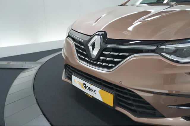 Renault Mégane E-Tech (2021) thumbnail 15