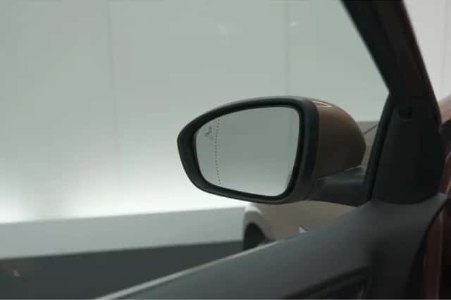 Renault Mégane E-Tech (2021) thumbnail 19