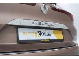 Renault Mégane E-Tech (2021) thumbnail 4
