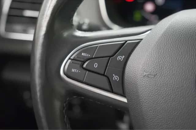 Renault Mégane E-Tech (2021) thumbnail 33