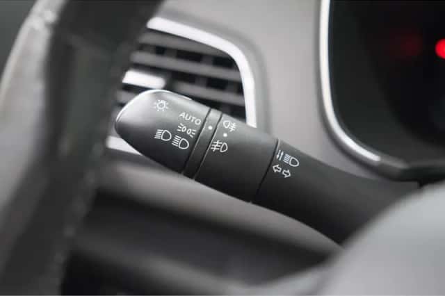Renault Mégane E-Tech (2021) thumbnail 35