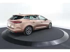 Renault Mégane E-Tech (2021) thumbnail 5