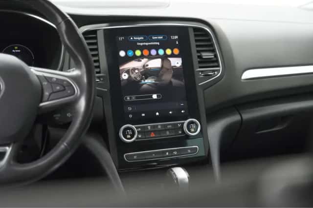 Renault Mégane E-Tech (2021) thumbnail 41