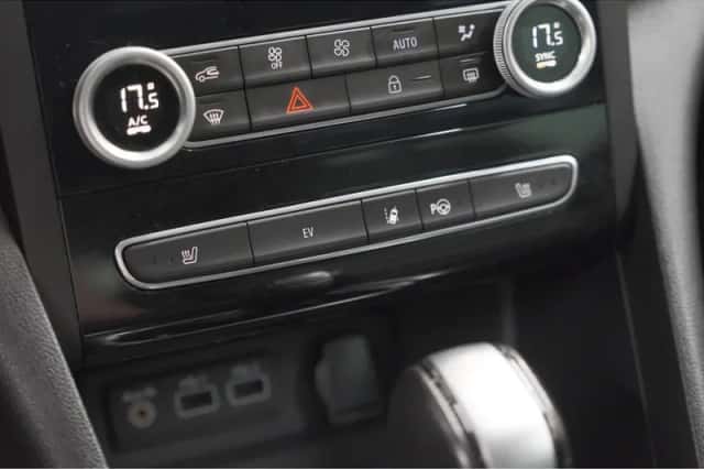 Renault Mégane E-Tech (2021) thumbnail 46
