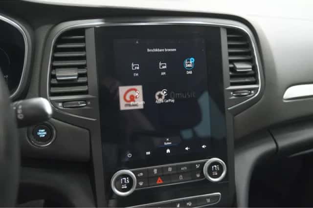 Renault Mégane E-Tech (2021) thumbnail 52