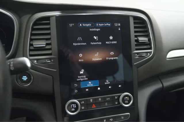 Renault Mégane E-Tech (2021) thumbnail 53