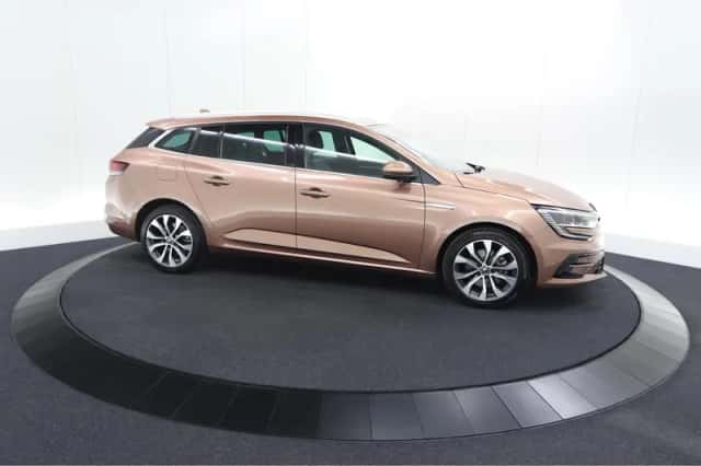 Renault Mégane E-Tech (2021) thumbnail 7