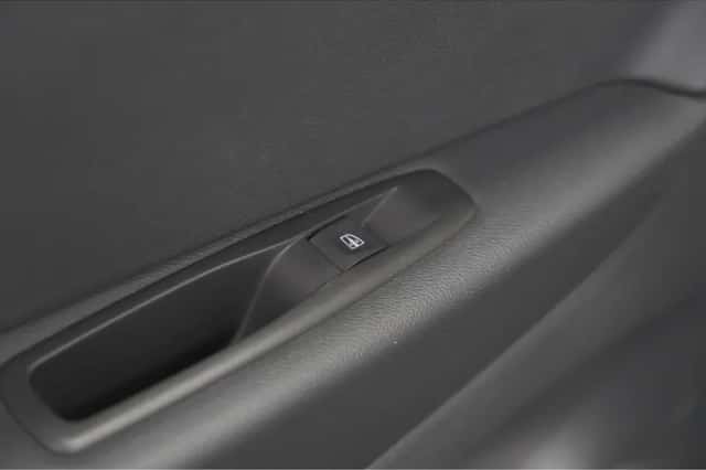 Renault Captur (2019) thumbnail 22