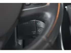 Renault Captur (2019) thumbnail 30