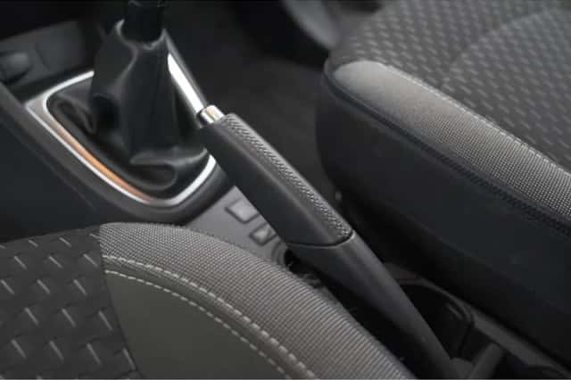 Renault Captur (2019) thumbnail 34