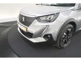Peugeot e-2008 (2021) thumbnail 13
