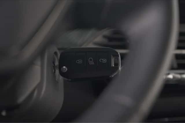 Peugeot 208 (2025) thumbnail 12