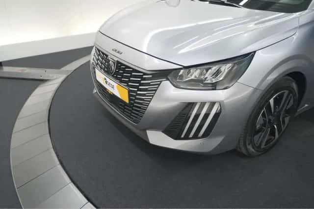 Peugeot 208 (2025) thumbnail 13