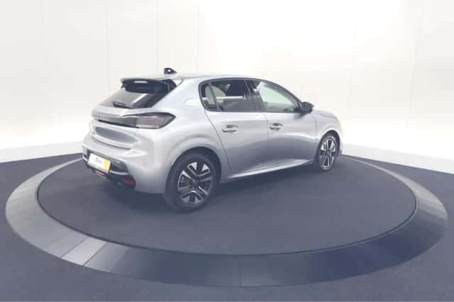 Peugeot 208 (2025) thumbnail 5
