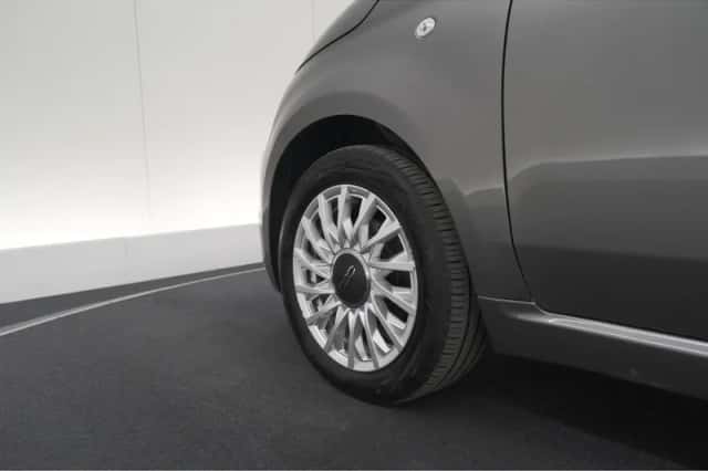Fiat 500 (2023) thumbnail 18