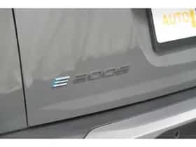 Peugeot e-2008 (2025) thumbnail 4