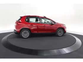 Peugeot 2008 (2018) thumbnail 8