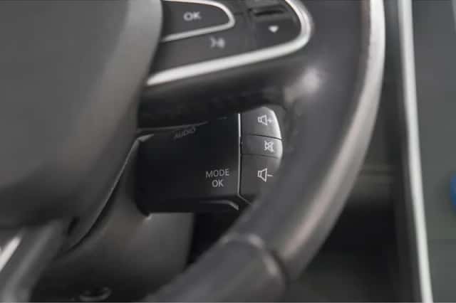 Renault Scénic (2018) thumbnail 34