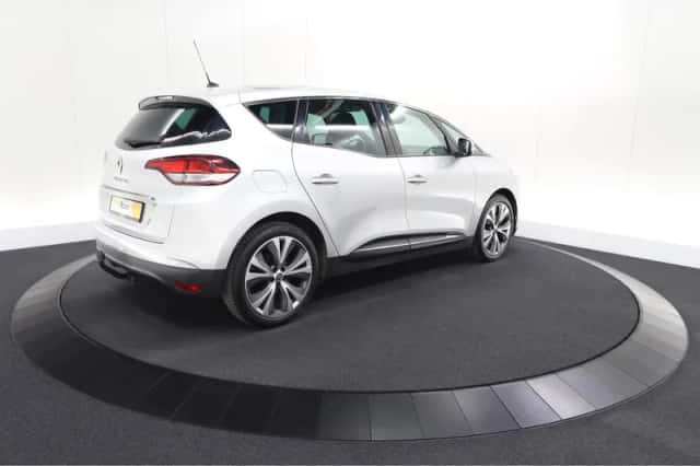 Renault Scénic (2018) thumbnail 5
