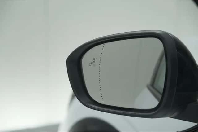 Renault Mégane E-Tech (2022) thumbnail 21