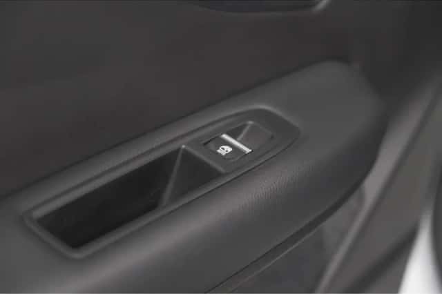 Renault Mégane E-Tech (2022) thumbnail 28