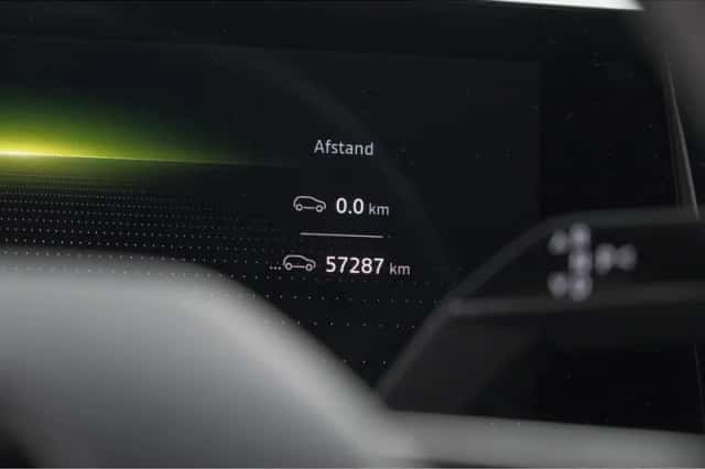 Renault Mégane E-Tech (2022) thumbnail 42