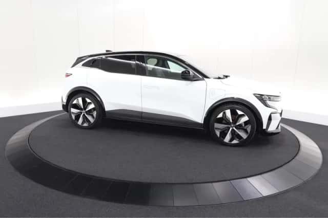 Renault Mégane E-Tech (2022) thumbnail 7