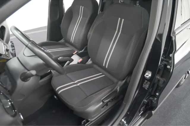 Opel Crossland (2024) thumbnail 22