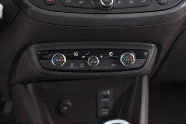 Opel Crossland (2024) thumbnail 38