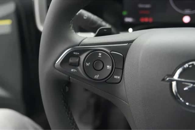 Opel Mokka (2024) thumbnail 36