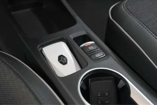 Renault Captur (2020) thumbnail 14