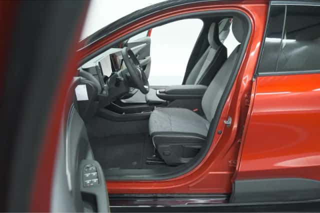 Renault Mégane E-Tech (2025) thumbnail 27