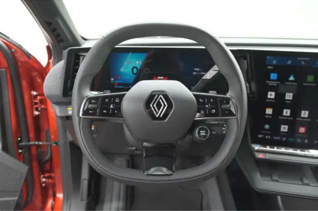 Renault Mégane E-Tech (2025) thumbnail 32