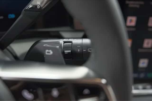 Renault Mégane E-Tech (2025) thumbnail 38
