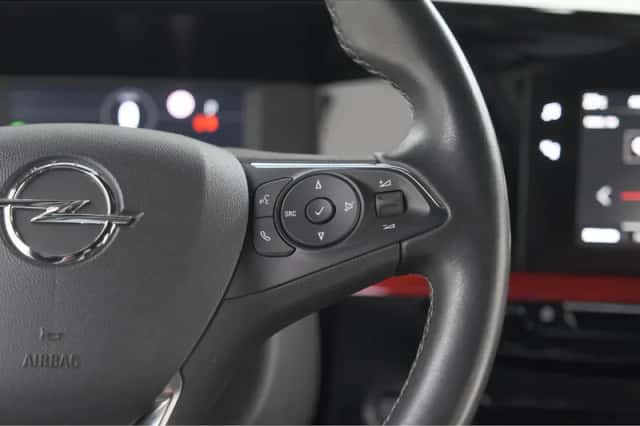 Opel Mokka-e (2022) thumbnail 29