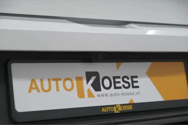 Opel Mokka-e (2022) thumbnail 4