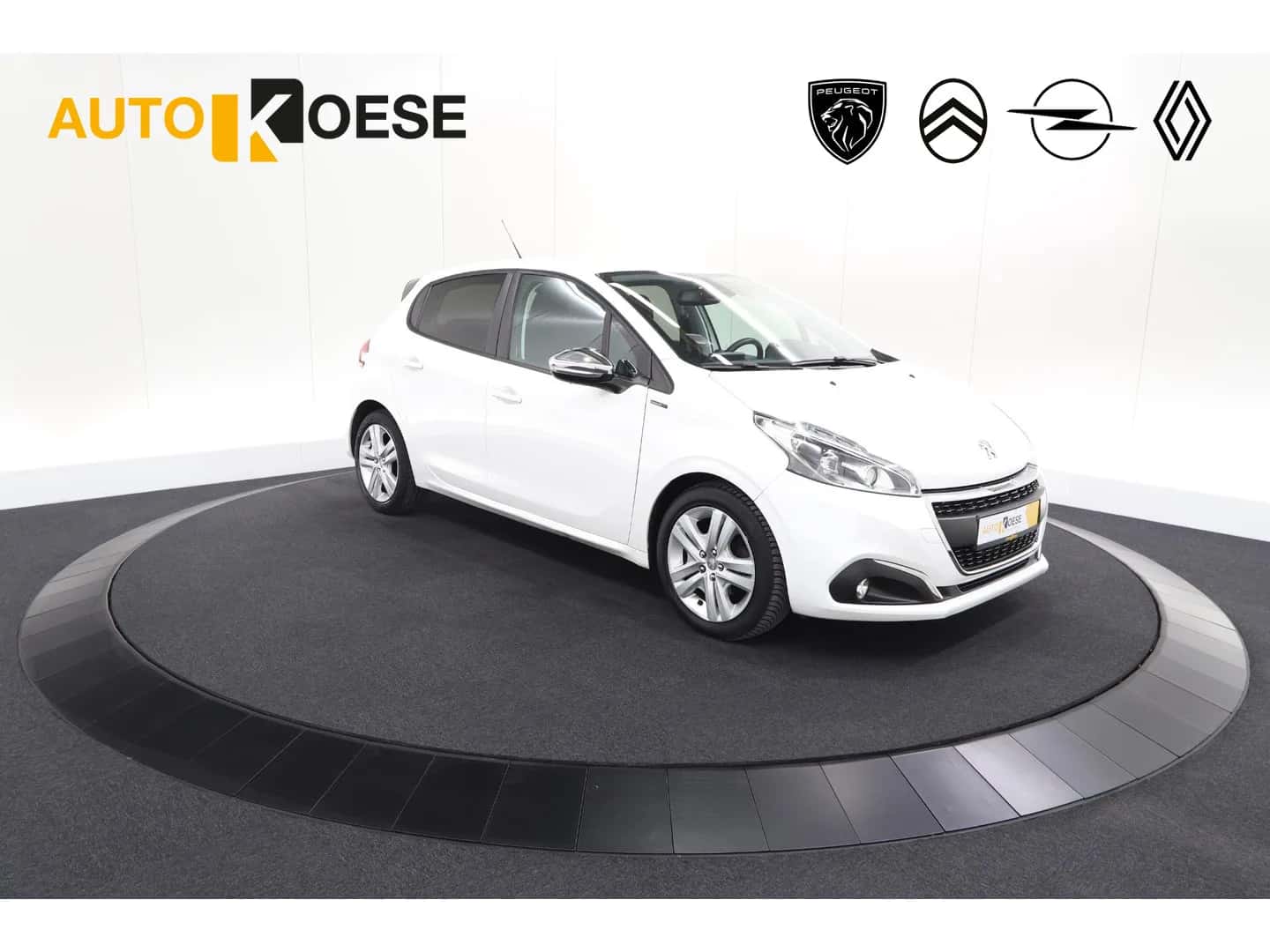 Peugeot 208 (2019) — foto 1