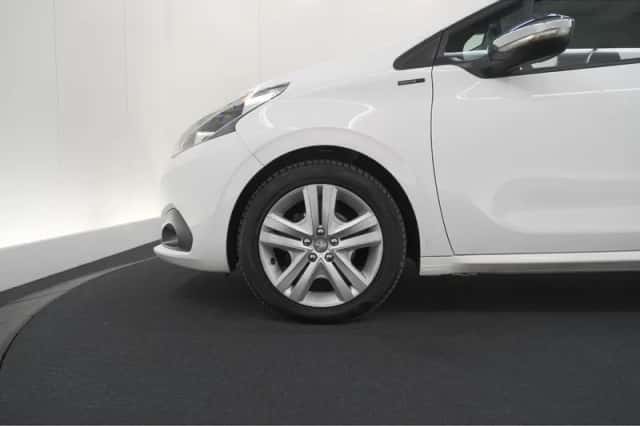 Peugeot 208 (2019) thumbnail 13